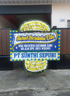 Papan Bunga Duka di Petungkriyono